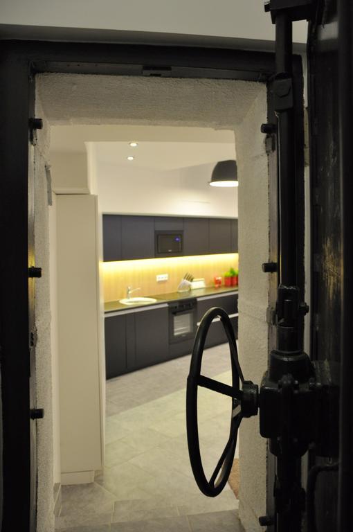 Bomb Shelter Apartment Vilnius Room photo